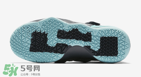 nike lebron soldier 11 igloo多少錢(qián)？耐克士兵11冰屋配色價(jià)格