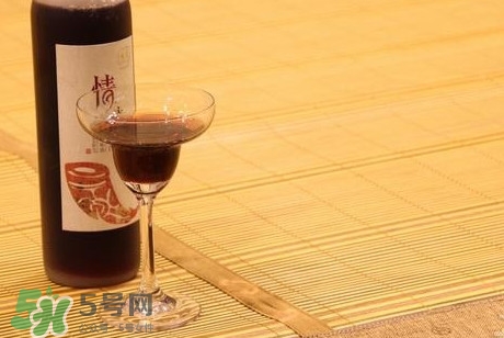 竹涼席和藤?zèng)鱿膫€(gè)好？竹涼席可以暴曬嗎
