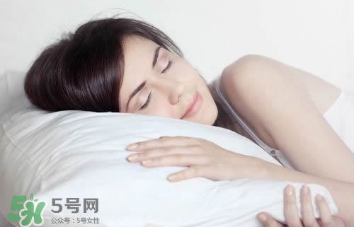 孕婦熬夜對(duì)胎兒有什么影響？孕婦熬夜的危害