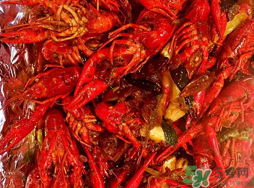 麻辣小龍蝦能隔夜吃嗎？麻辣小龍蝦隔夜能吃嗎？