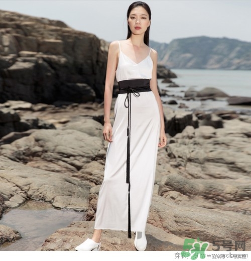 8月份去泰國(guó)穿什么？八月份去泰國(guó)穿什么衣服