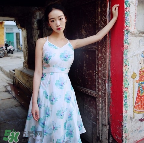 8月份去三亞穿什么？八月份去三亞穿什么衣服？