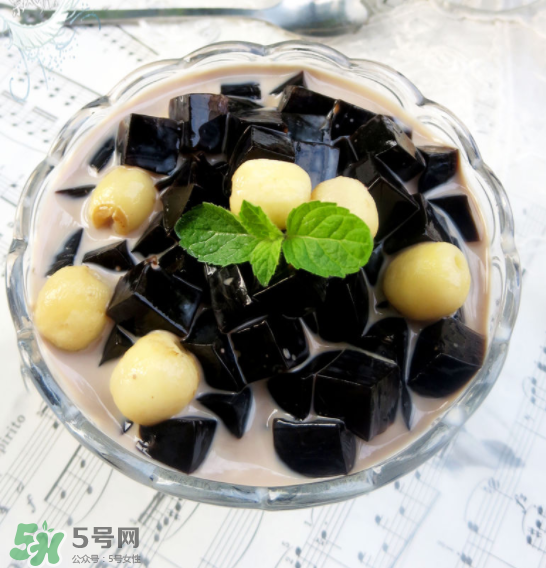 兒童能吃龜苓膏嗎？龜苓膏小孩能吃嗎？