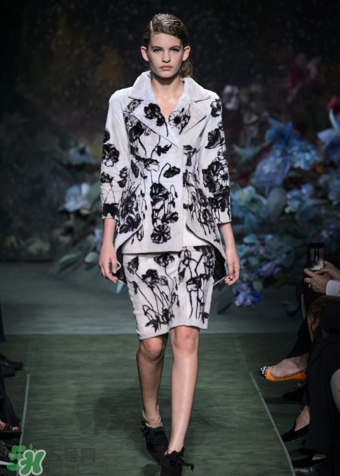 fendi2017秋冬高定秀服裝怎么樣_好看嗎？