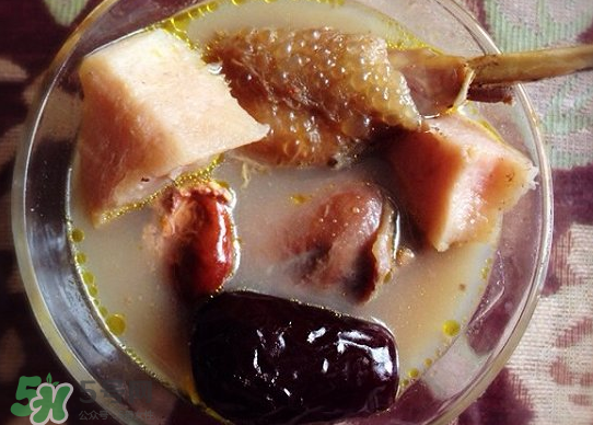 榴蓮殼煲雞湯殼能吃嗎？榴蓮殼煲雞湯殼好喝嗎？
