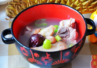 榴蓮殼燉排骨殼能吃嗎？榴蓮殼燉排骨什么味道？