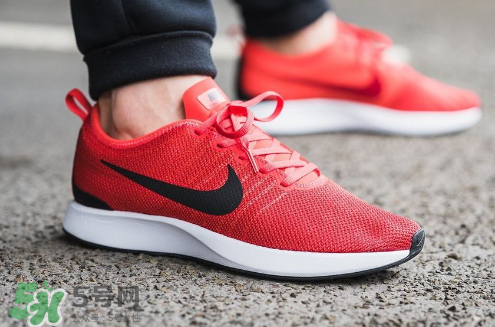 nike dualtone racer多少錢？耐克dualtone racer跑鞋價格