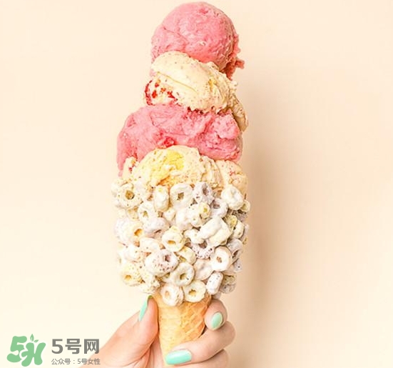 emack bolio's堆疊冰淇淋多少錢？堆疊冰淇淋好吃嗎？