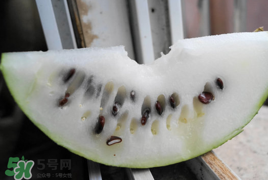 冬瓜爛了一點(diǎn)還能吃嗎？冬瓜爛了還能吃嗎？