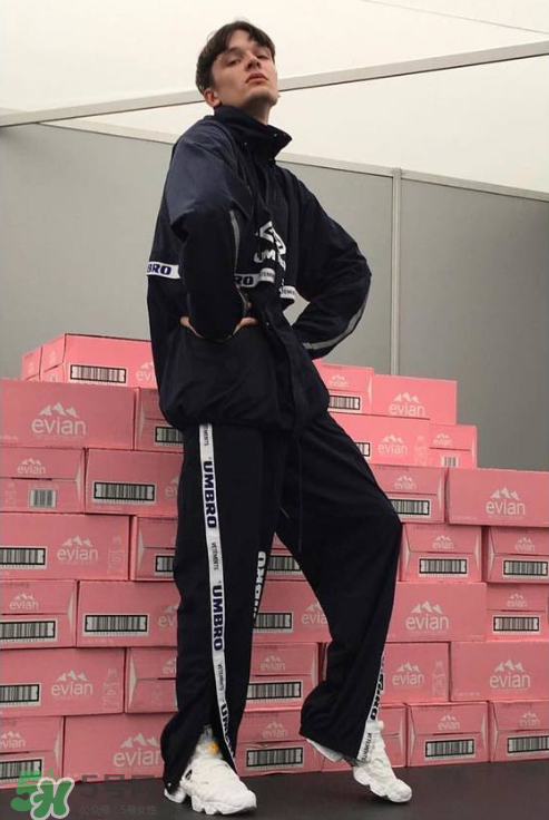 vetements與umbro2018春夏聯(lián)名系列怎么樣_好看嗎？