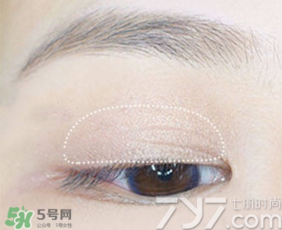 nars吉隆坡眼影怎么畫？nars吉隆坡雙色眼影畫法圖解
