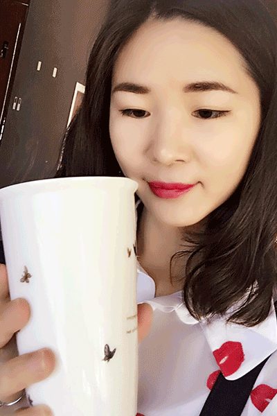蘭蔻搖搖染唇液怎么樣？蘭蔻搖搖染唇液掉色嗎？