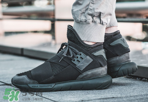 y-3 qasa high 2017上腳效果怎么樣？y-3跑鞋2017上腳好看嗎？