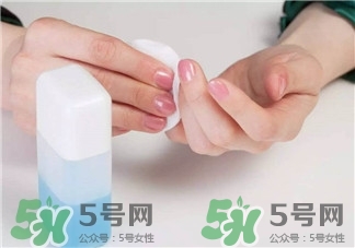 怎么選購指甲油?長(zhǎng)期使用指甲油會(huì)怎樣?