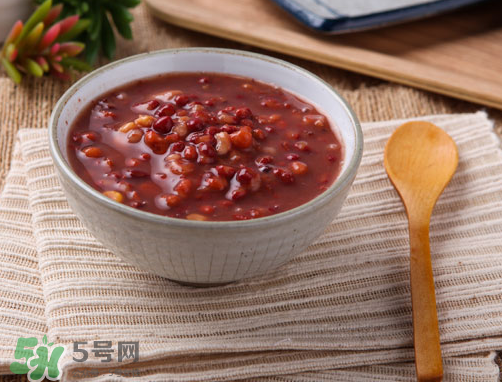入伏吃什么去濕？入伏吃什么能排出體內(nèi)濕氣？