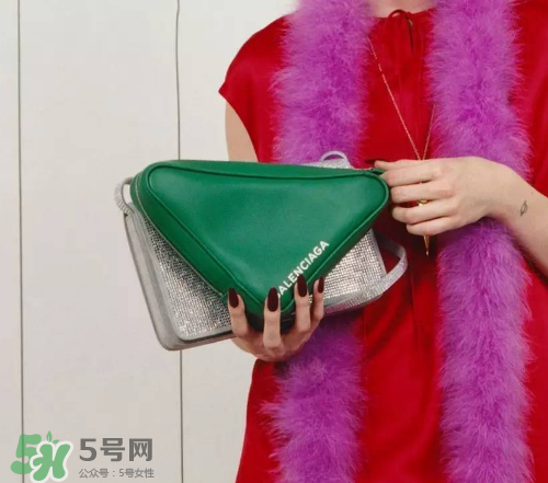 balenciaga三角形包包多少錢？巴黎世家三角包包專柜價格
