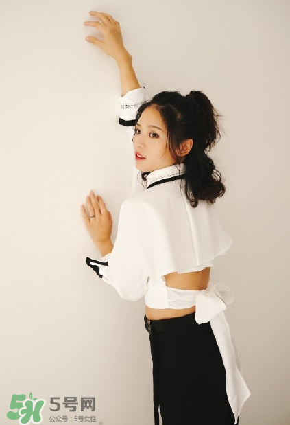 快女黃英懷二胎 快女黃英老公是誰？