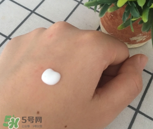 高姿勻凈透亮萃白禮盒多少錢？高姿勻凈透亮萃白禮盒價(jià)格