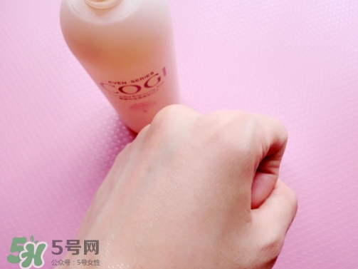 高姿大白水男士能用嗎？高姿大白水男生用合適嗎？