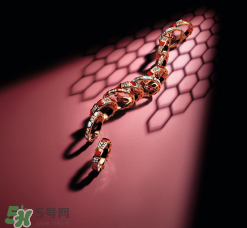 寶格麗靈蛇之戒多少錢？寶格麗蛇形戒指專柜價格
