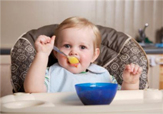 輔食添加過(guò)早的危害？為什么不能過(guò)早的添加輔食？