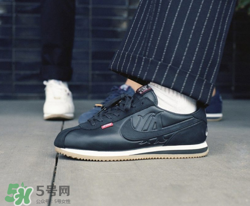 mister cartoon與nike cortez45周年聯(lián)名鞋子多少錢？