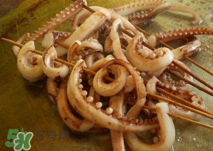 鐵板魷魚(yú)有營(yíng)養(yǎng)嗎？鐵板魷魚(yú)對(duì)身體有害嗎