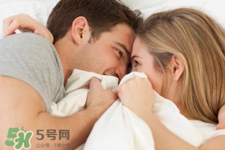 性生活后男人應(yīng)注意什么？性生活后男人吃什么好？