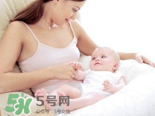 三伏天坐月子可以洗澡嗎？三伏天坐月子可以穿短袖嗎？