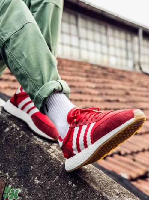 adidas iniki runner怎么樣？阿迪達斯iniki評測