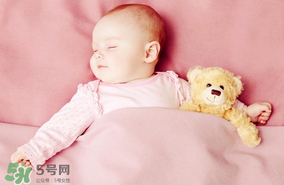 三伏灸小孩可以灸嗎？寶寶多大可以灸三伏灸？