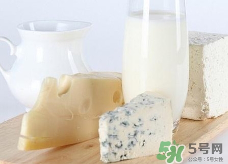 純牛奶什么時(shí)候喝最好？純牛奶哪個(gè)牌子好