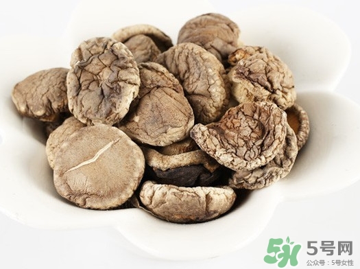 香菇是發(fā)物嗎？香菇是干的好還是新鮮的好