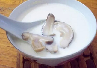 牛奶燉香菇可以治鼻炎嗎？牛奶燉香菇吃了有什么作用？