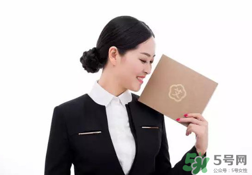 艾艾貼可以貼肚臍眼嗎？艾艾貼貼肚臍有什么作用？