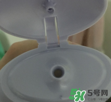 eve女性護(hù)理液粉色瓶和藍(lán)色瓶有什么區(qū)別？