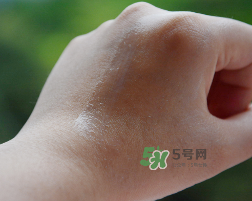 曼妮芬玫瑰身體乳怎么樣？曼妮芬玫瑰絲柔身體乳好用嗎？