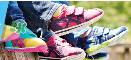 Asics童鞋尺碼對照表 Asics童鞋尺碼怎么選？