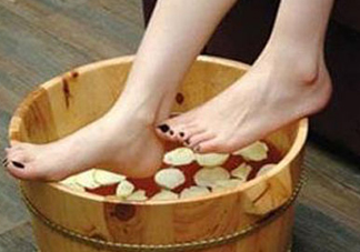 三伏天能用姜泡腳嗎？三伏天用姜泡腳好嗎？