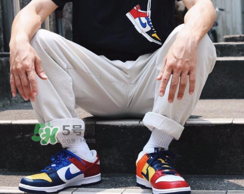 nike dunk low jp what the主題套裝在哪買_怎么買？