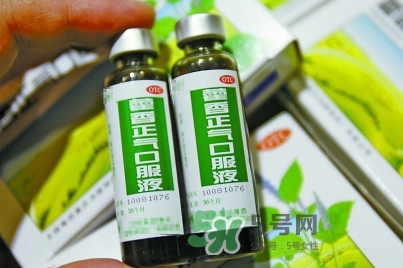 藿香正氣液可以退燒嗎？藿香正氣液可以治痱子嗎