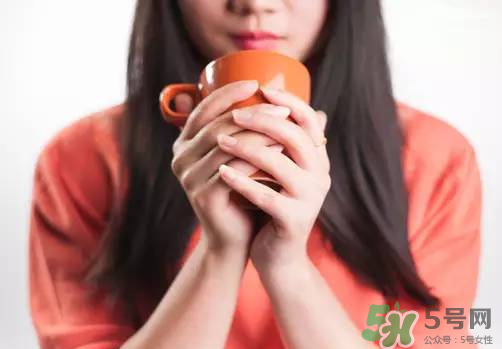 三伏天喝熱水能驅(qū)寒嗎？三伏天為什么喝熱水？