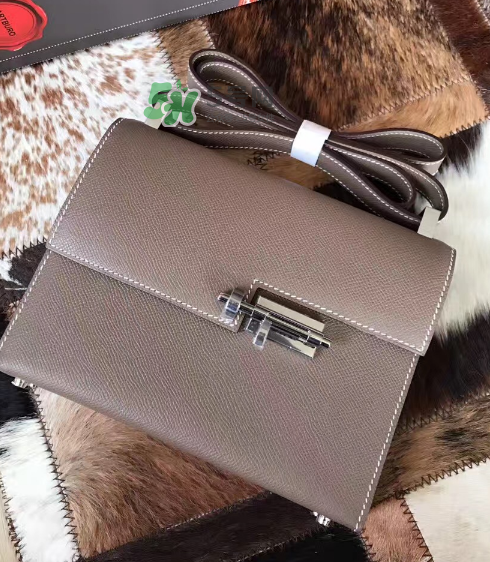 hermes verrou真假怎么看？愛(ài)馬仕插銷包真假鑒定