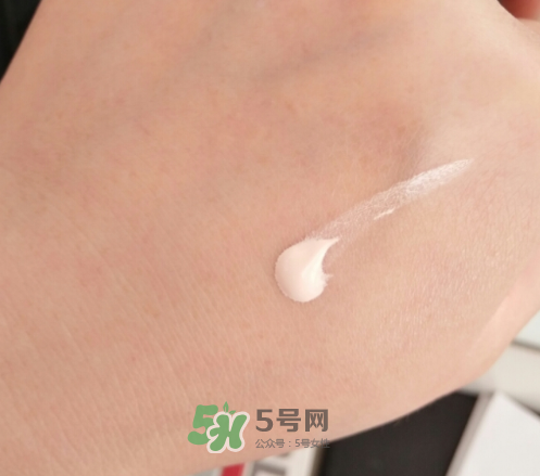 瓷肌美白隔離防曬霜怎么樣？瓷肌美白防曬霜好用嗎？