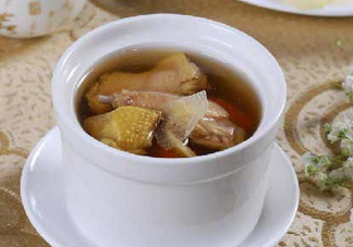 三伏天能吃鴿子嗎？三伏天能喝鴿子湯嗎？