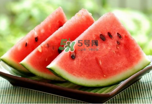 三伏天坐月子可以吃西瓜嗎？三伏天坐月子吃西瓜好嗎？