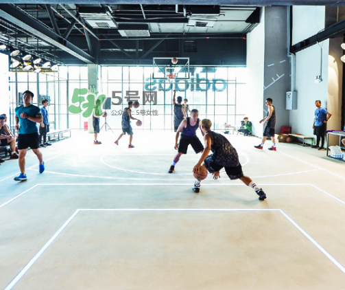 adidas運(yùn)動(dòng)體驗(yàn)迷你品牌中心在哪？阿迪達(dá)斯運(yùn)動(dòng)體驗(yàn)中心地址