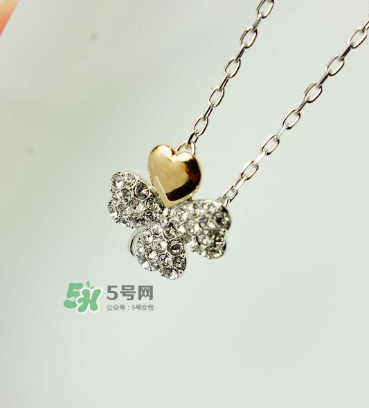 施華洛世奇四葉草項(xiàng)鏈多少錢(qián)？施華洛世奇四葉草項(xiàng)鏈價(jià)格