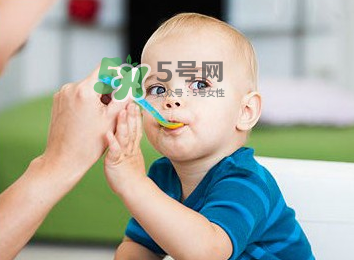 寶寶什么時(shí)候可以吃油？寶寶能吃油嗎？
