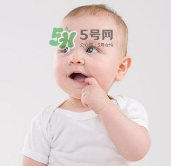 寶寶什么時(shí)候可以吃油？寶寶能吃油嗎？